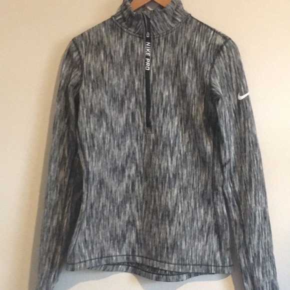 Nike Hyperwarm Sweater - Picture 3 of 6